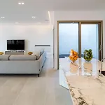 Alexandra Вилла *